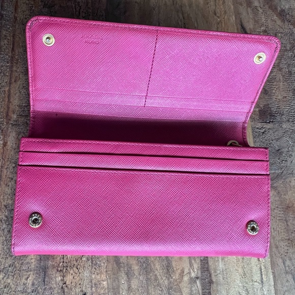 *EUC* AUTHENTIC Prada Raspberry Saffiano Leather Continental Long Wallet - Picture 3 of 11